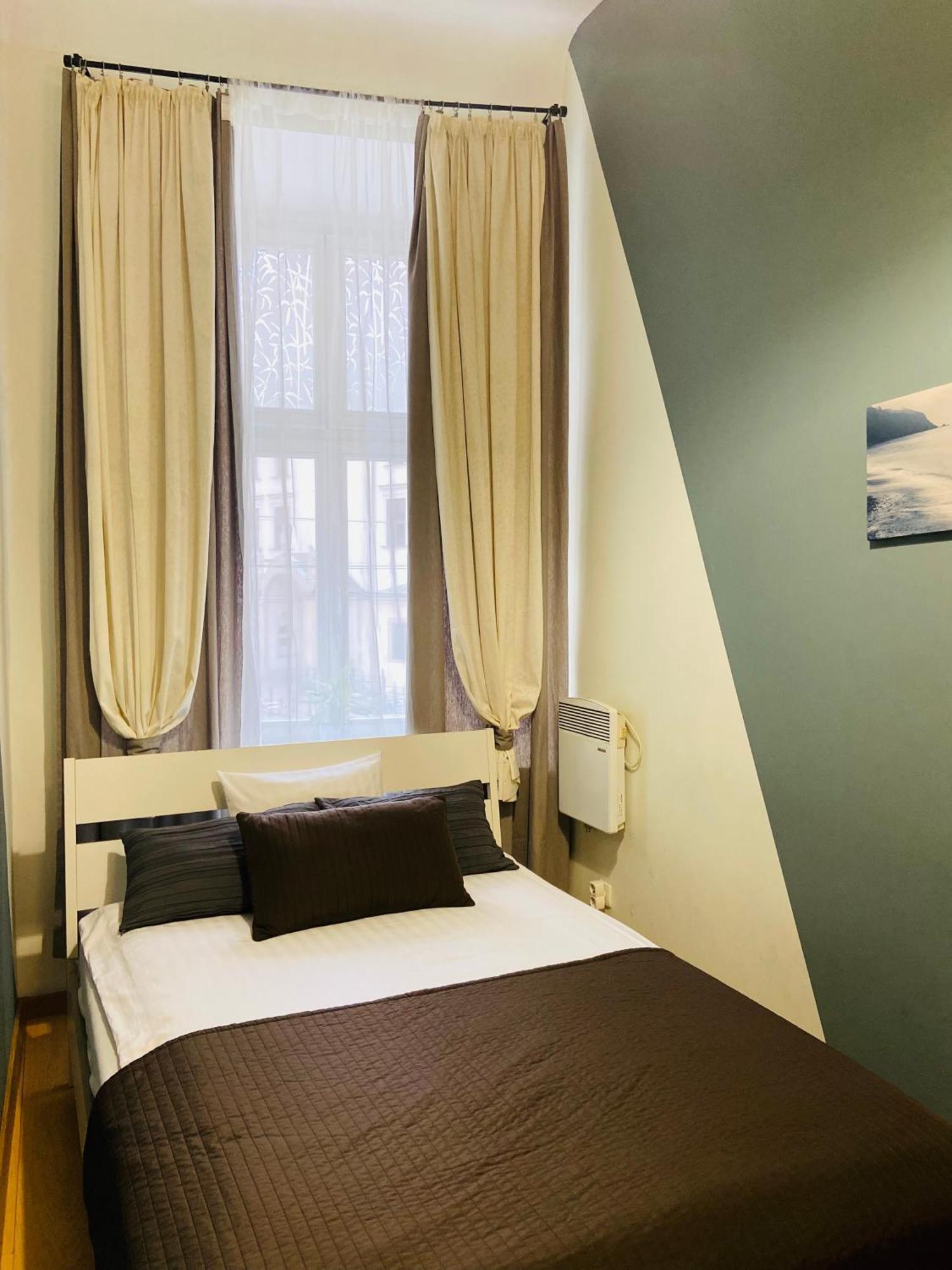 Krakow Apartments & Rooms Екстериор снимка