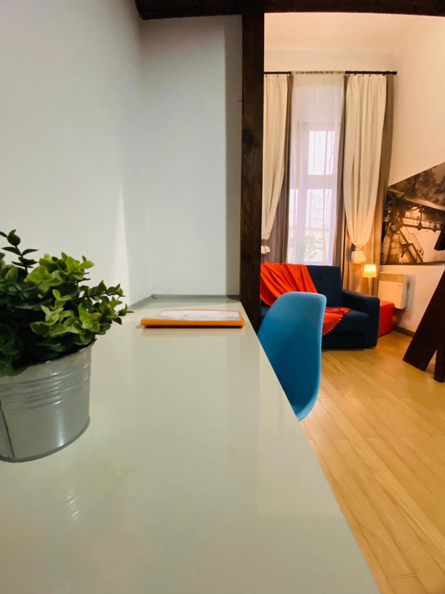 Krakow Apartments & Rooms Екстериор снимка