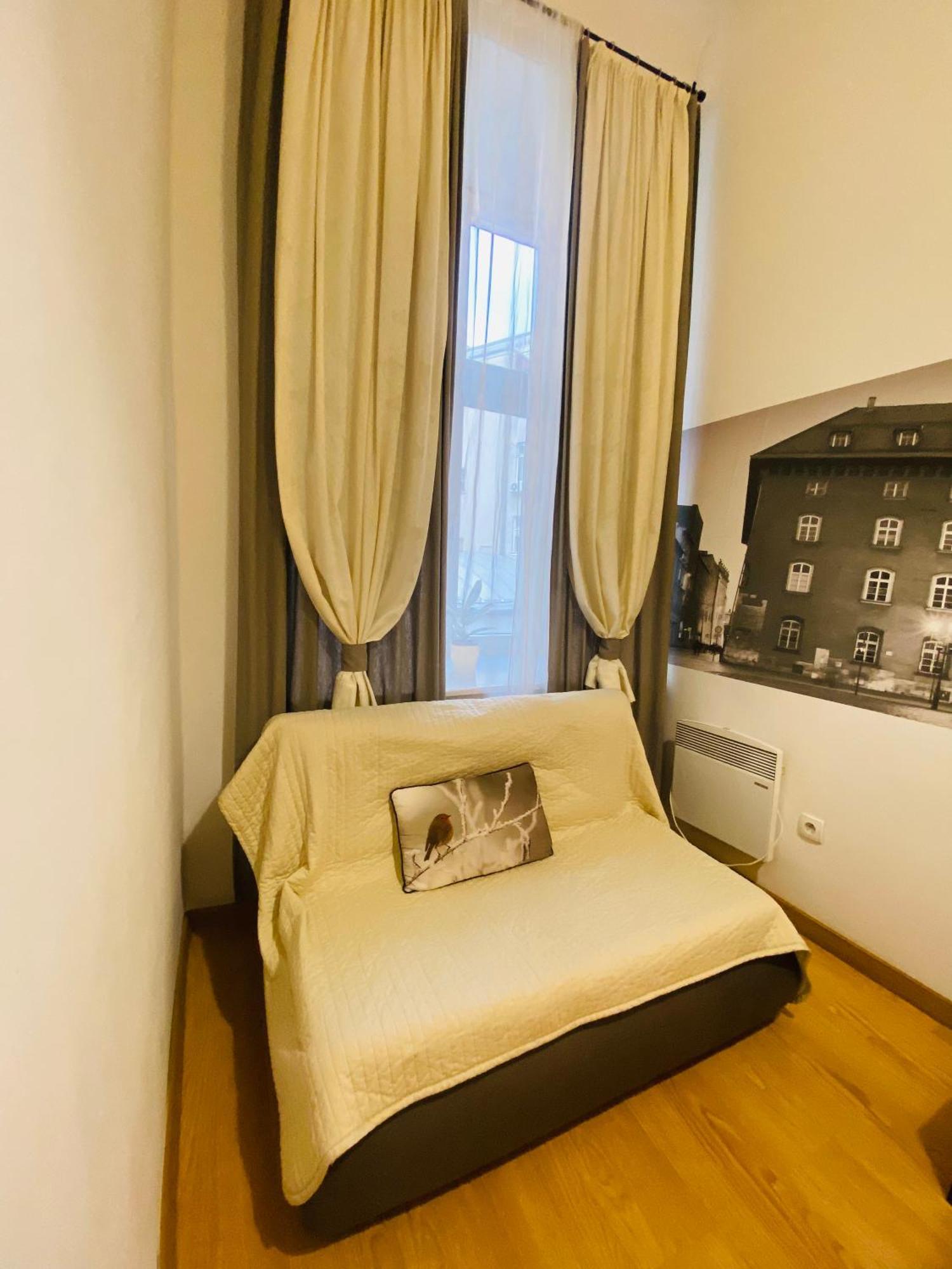 Krakow Apartments & Rooms Екстериор снимка