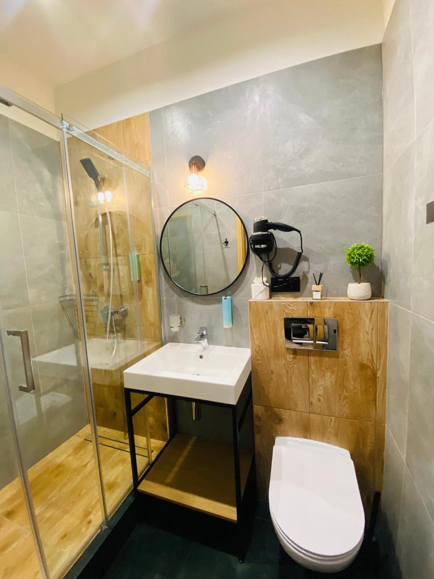 Krakow Apartments & Rooms Екстериор снимка