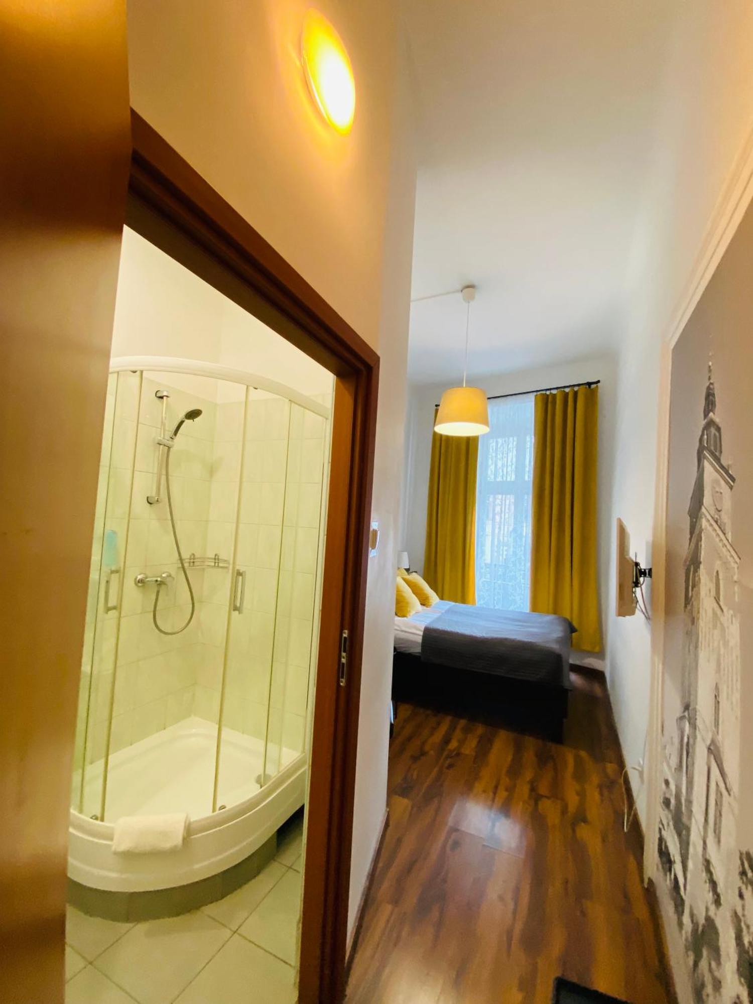 Krakow Apartments & Rooms Екстериор снимка
