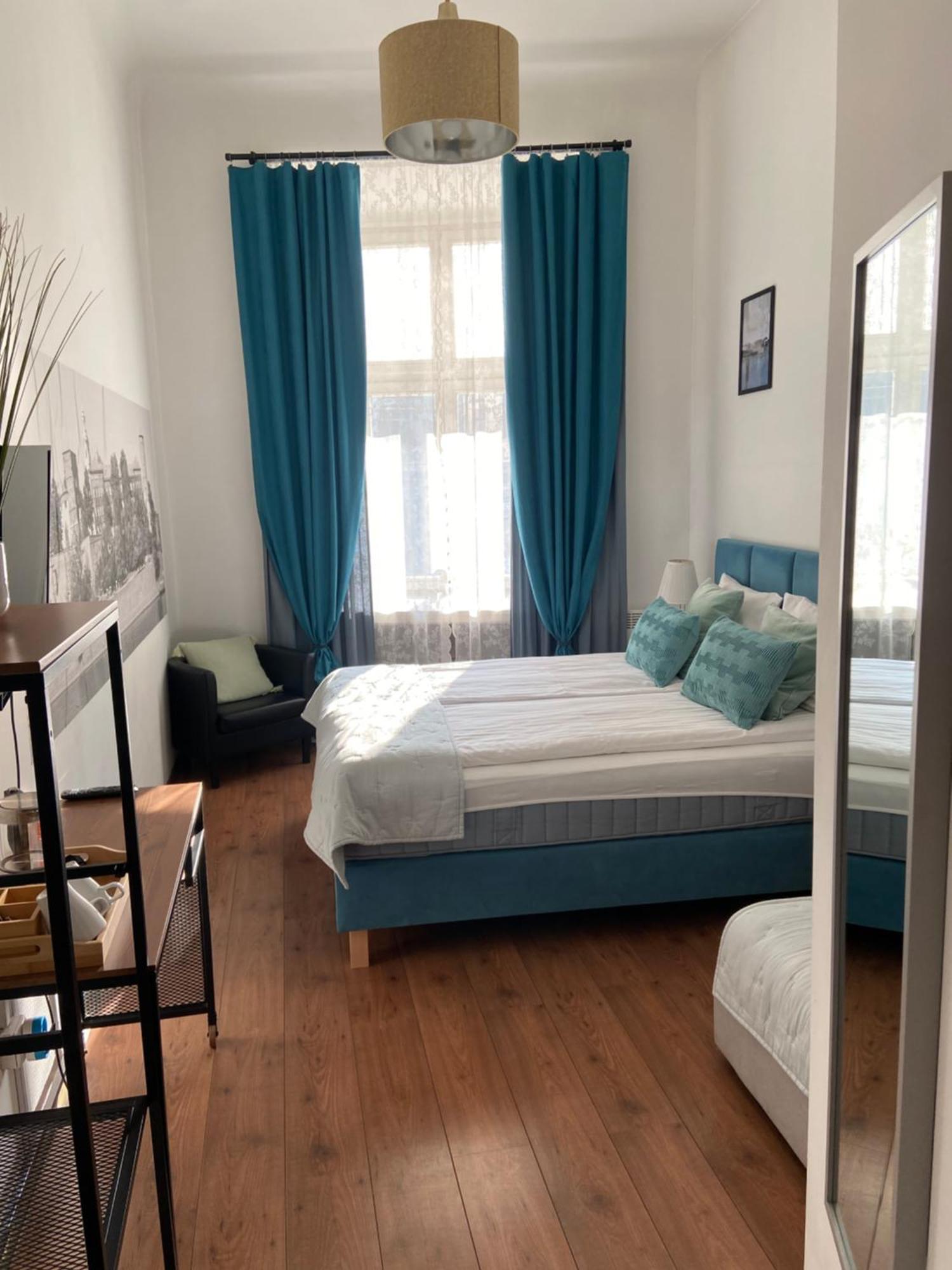 Krakow Apartments & Rooms Екстериор снимка